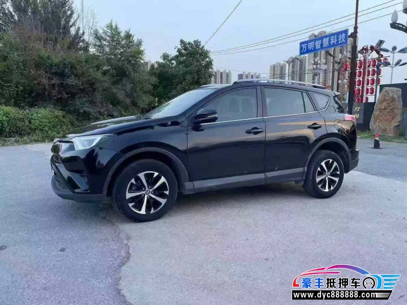 18年丰田RAV4轿车抵押车出售