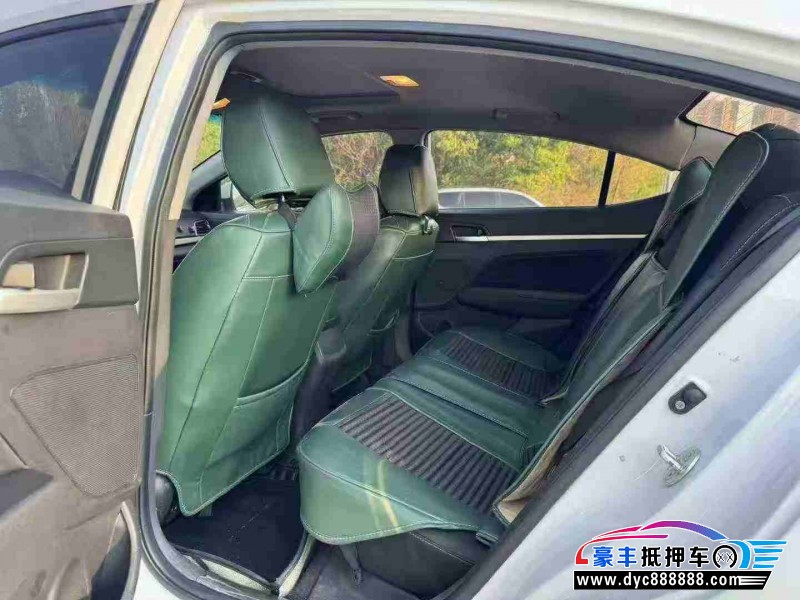 19年现代领动轿车抵押车出售