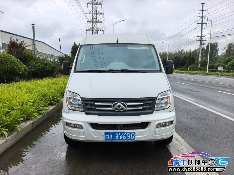 22年上汽大通V80轿车抵押车出售