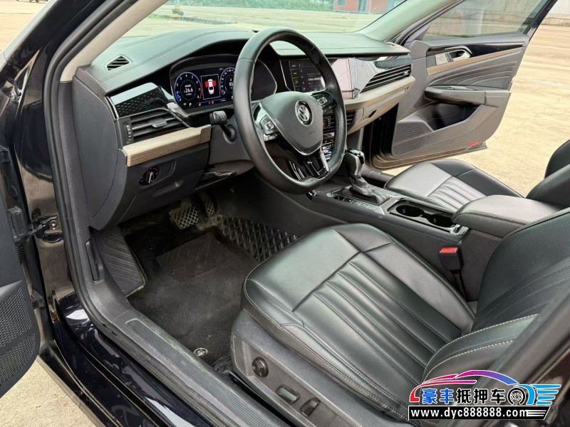 20年大众帕萨特轿车抵押车出售