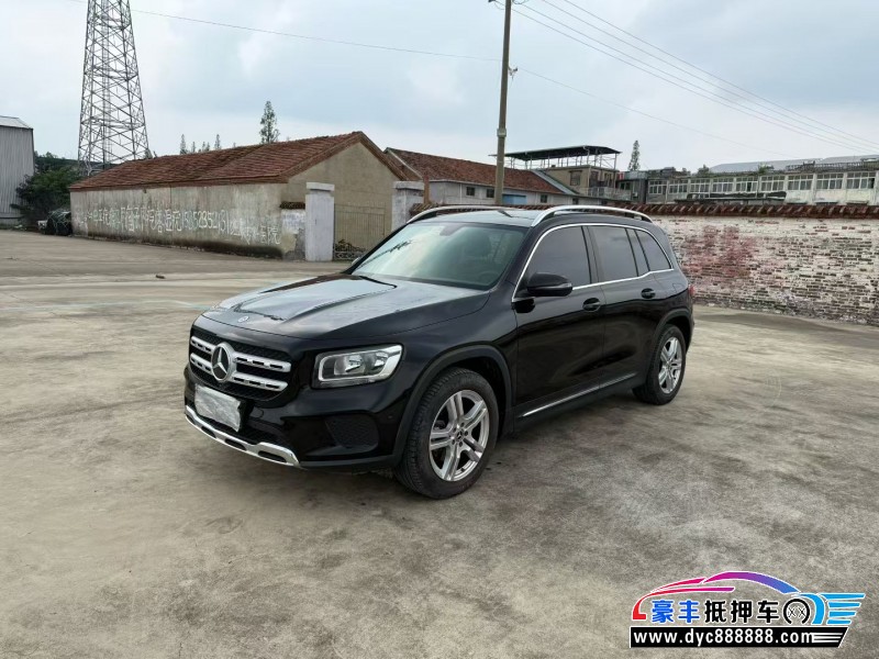 21年奔驰GLB轿车抵押车出售