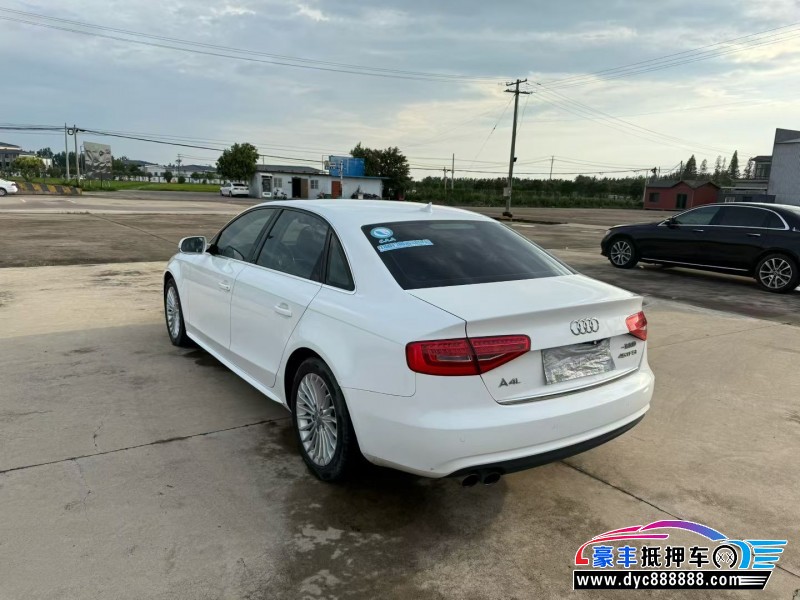 14年奥迪A4L轿车抵押车出售