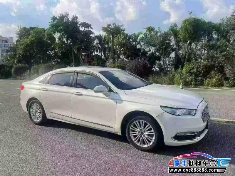 17年福特金牛座轿车抵押车出售