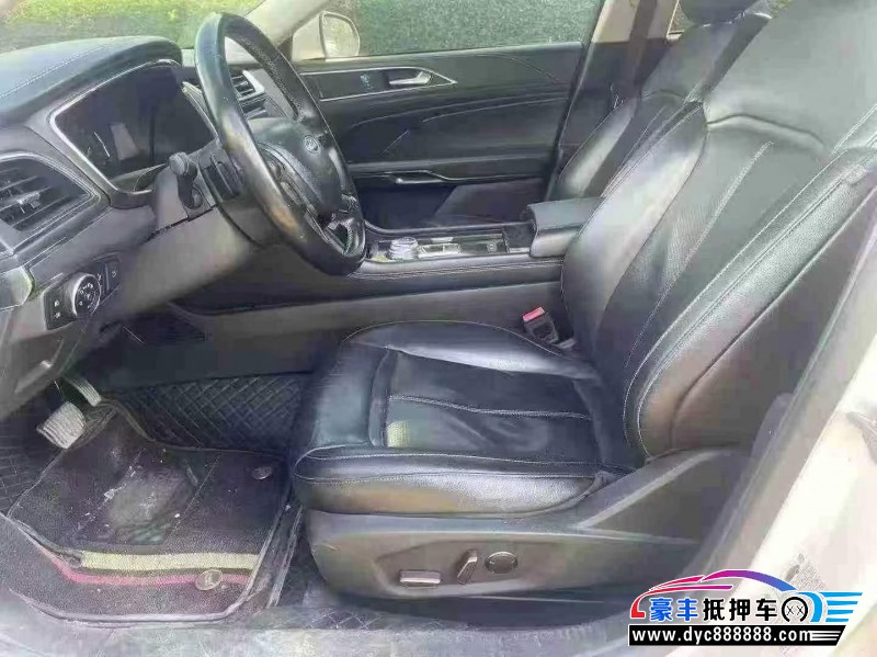 17年福特金牛座轿车抵押车出售