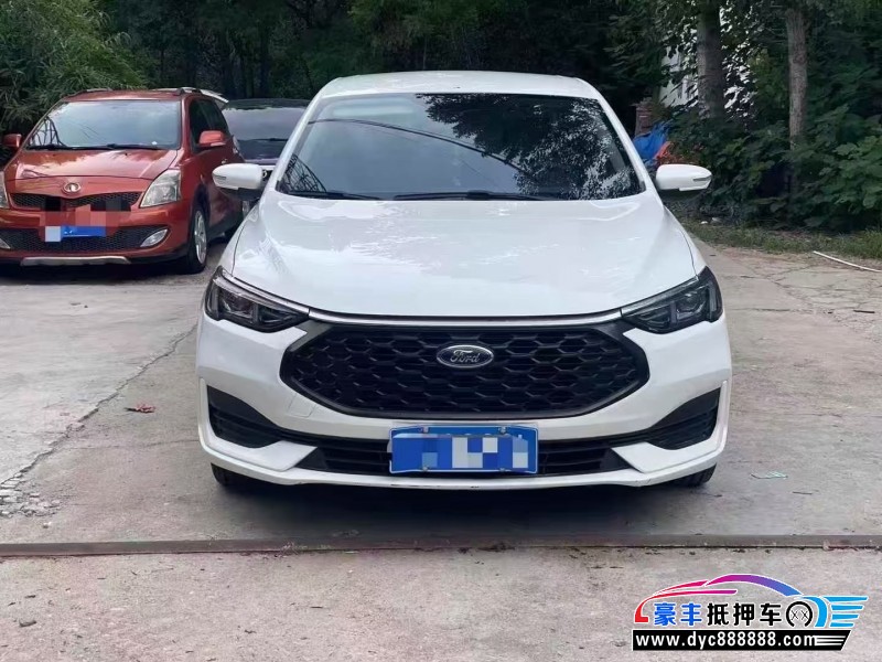 21年福特福睿斯轿车抵押车出售