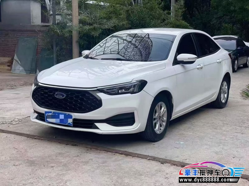 21年福特福睿斯轿车抵押车出售