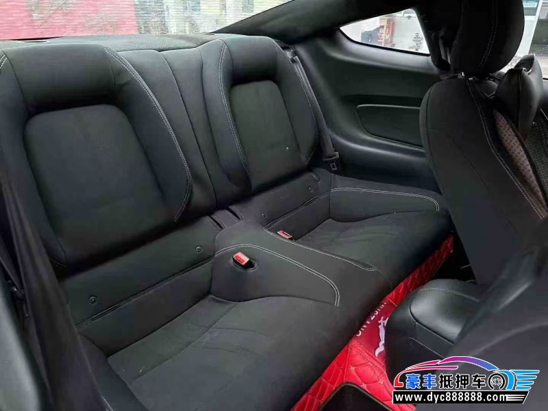 18年福特野马轿车抵押车出售