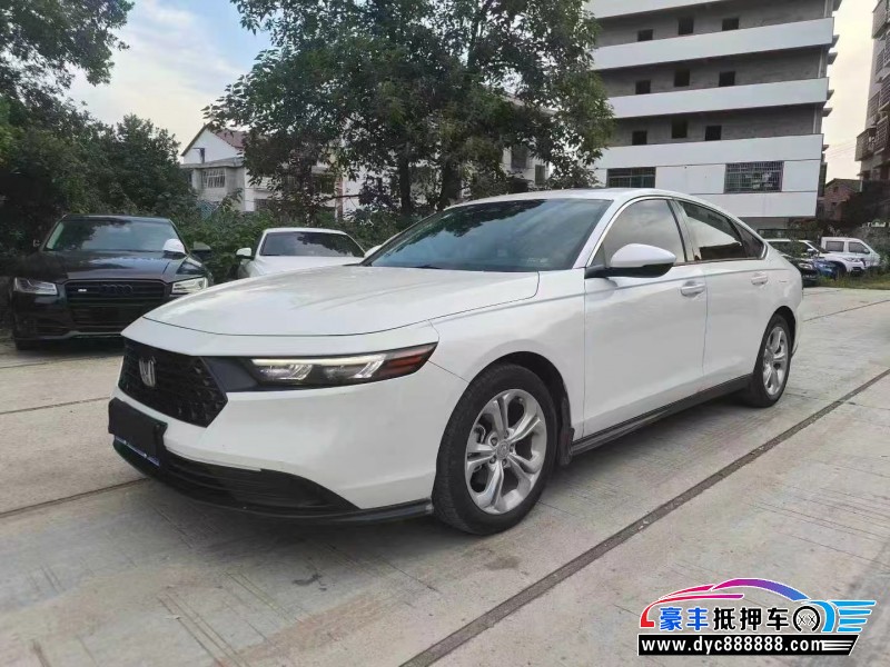 23年本田雅阁轿车抵押车出售