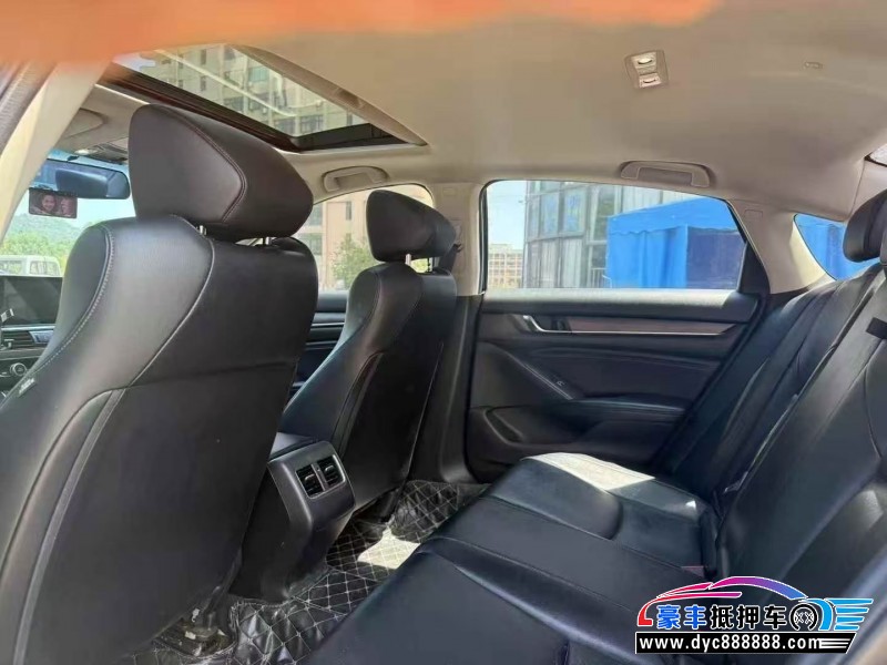 19年本田雅阁轿车抵押车出售