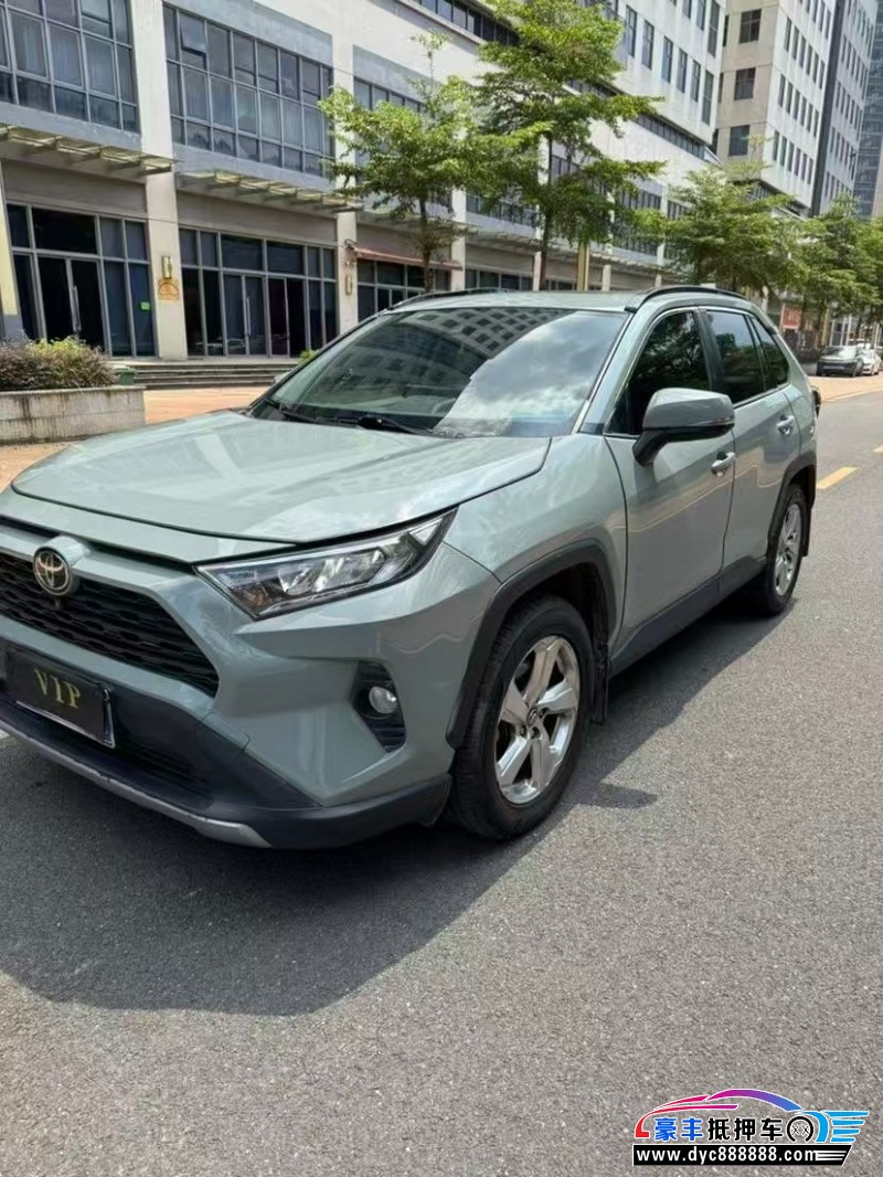 20年丰田RAV4轿车抵押车出售