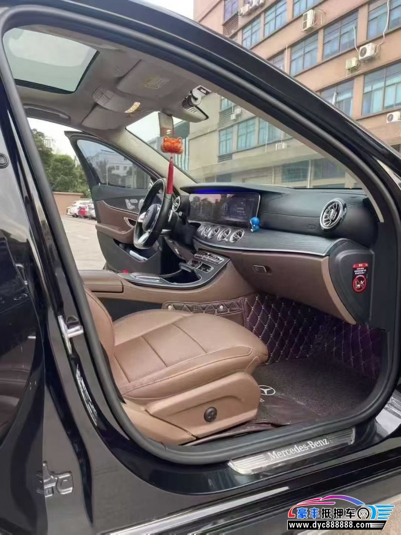 20年奔驰E轿车抵押车出售