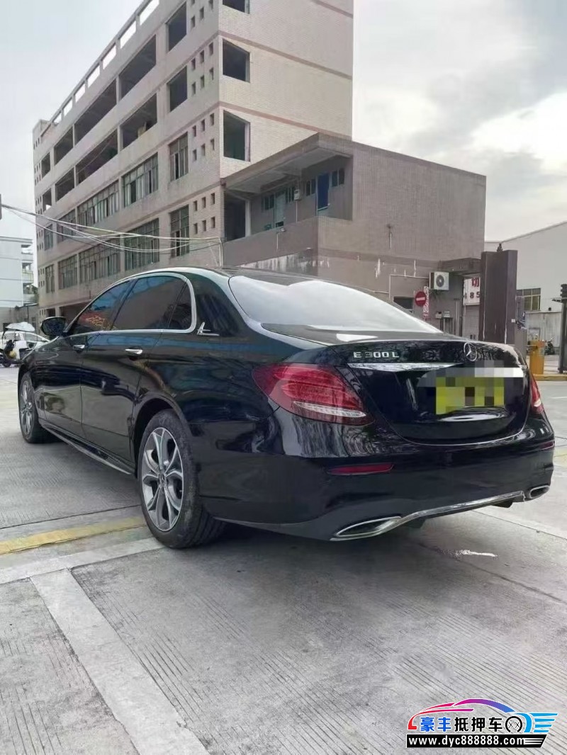 20年奔驰E轿车抵押车出售