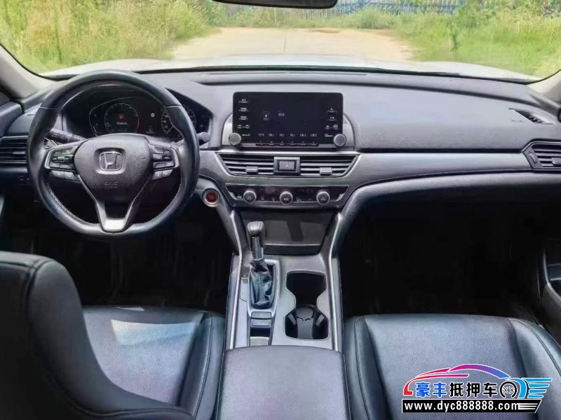 21年本田雅阁轿车抵押车出售