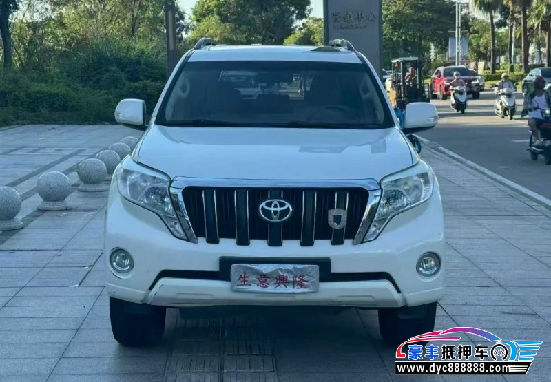 17年丰田普拉多（霸道）轿车抵押车出售