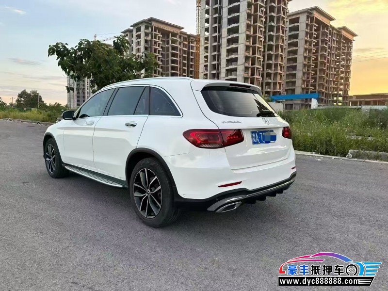 22年奔驰GLC轿车抵押车出售