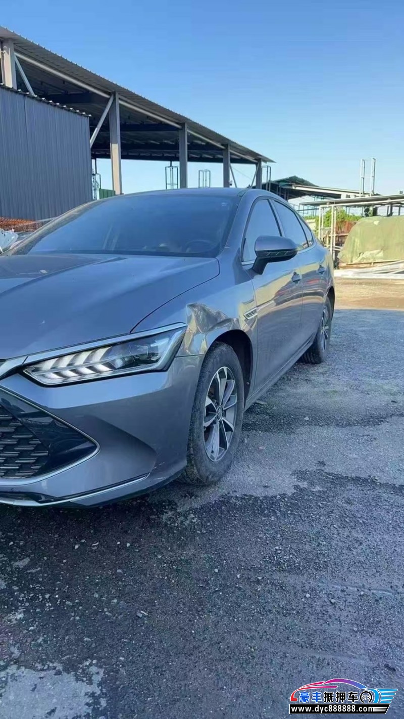 24年比亚迪秦轿车抵押车出售