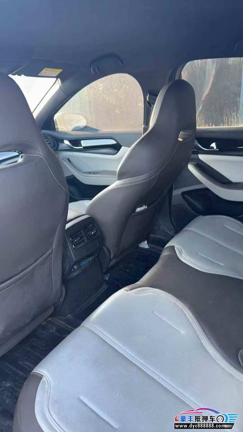 24年比亚迪秦轿车抵押车出售