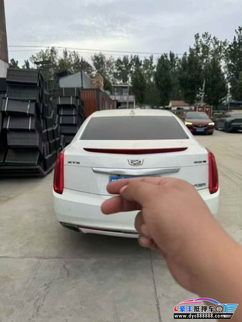 17年凯迪拉克XTS轿车抵押车出售