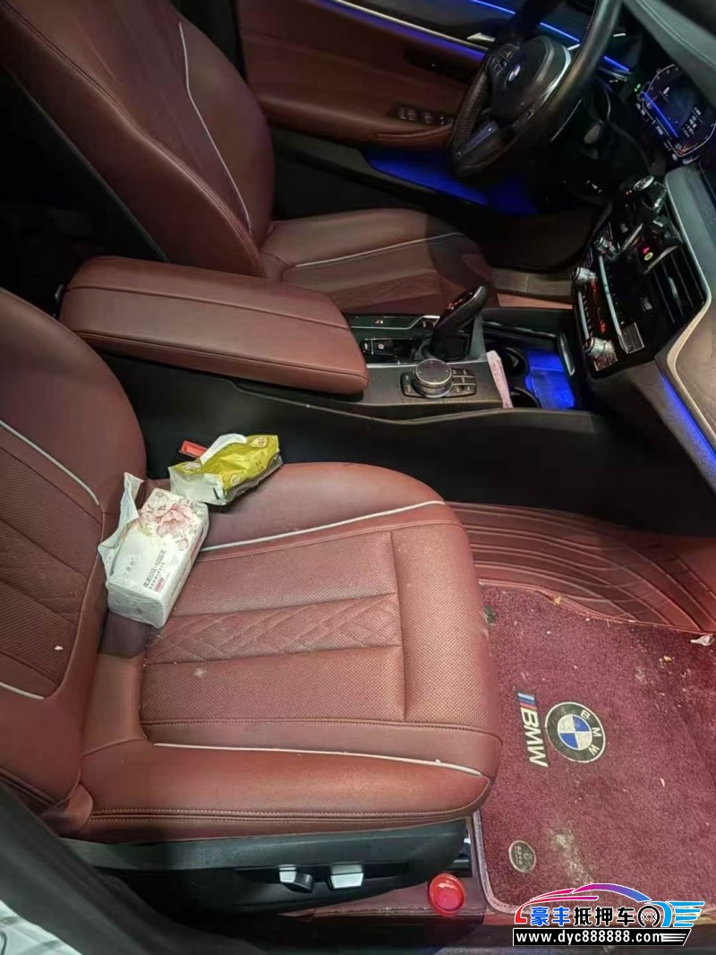 22年宝马5系轿车抵押车出售