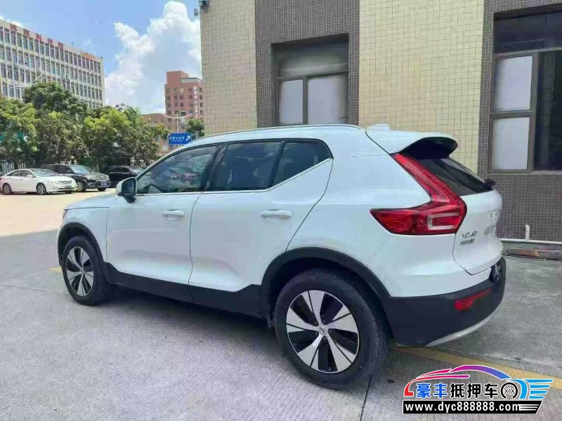 24年沃尔沃XC40轿车抵押车出售