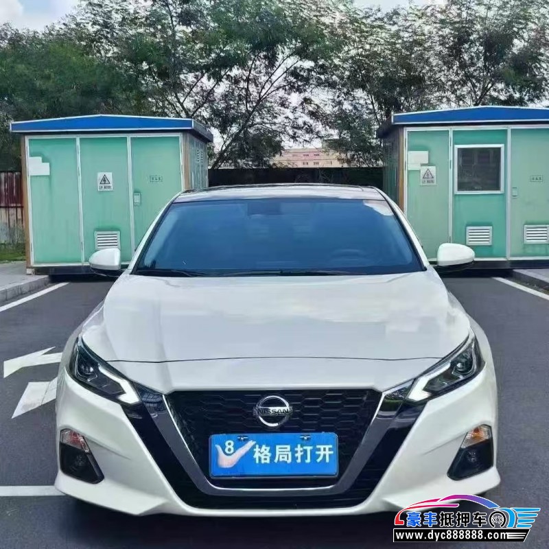 22年日产天籁轿车抵押车出售