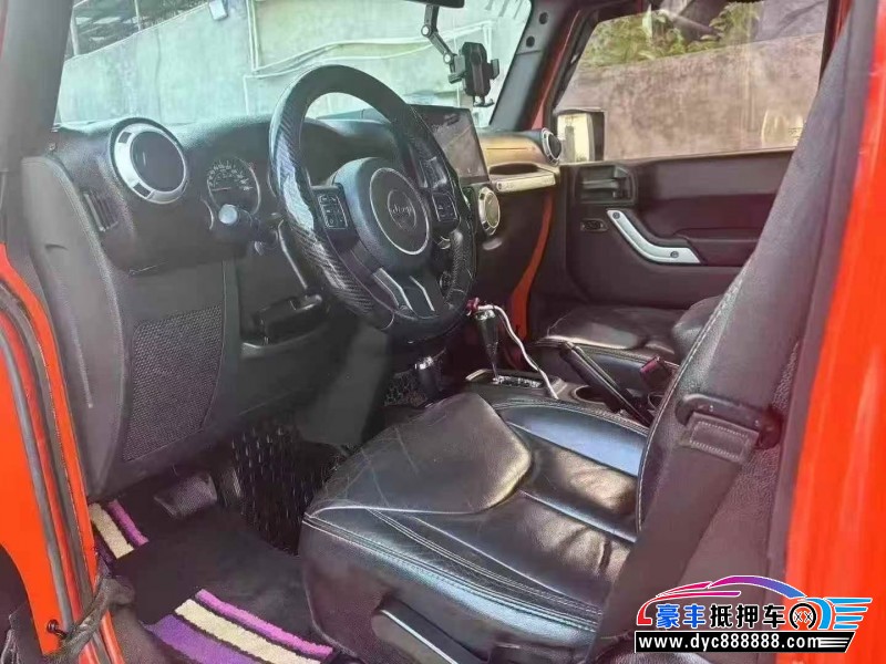 15年Jeep牧马人轿车抵押车出售