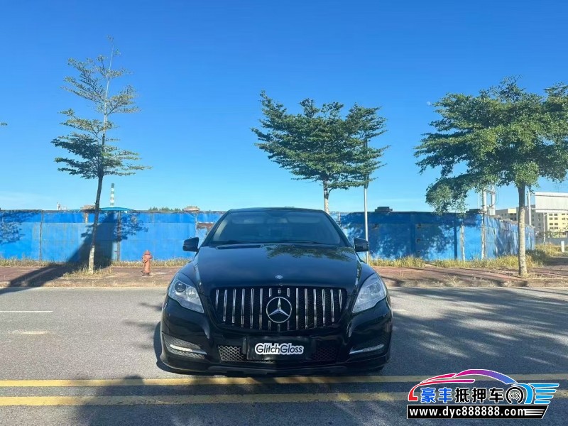 14年奔驰R轿车抵押车出售