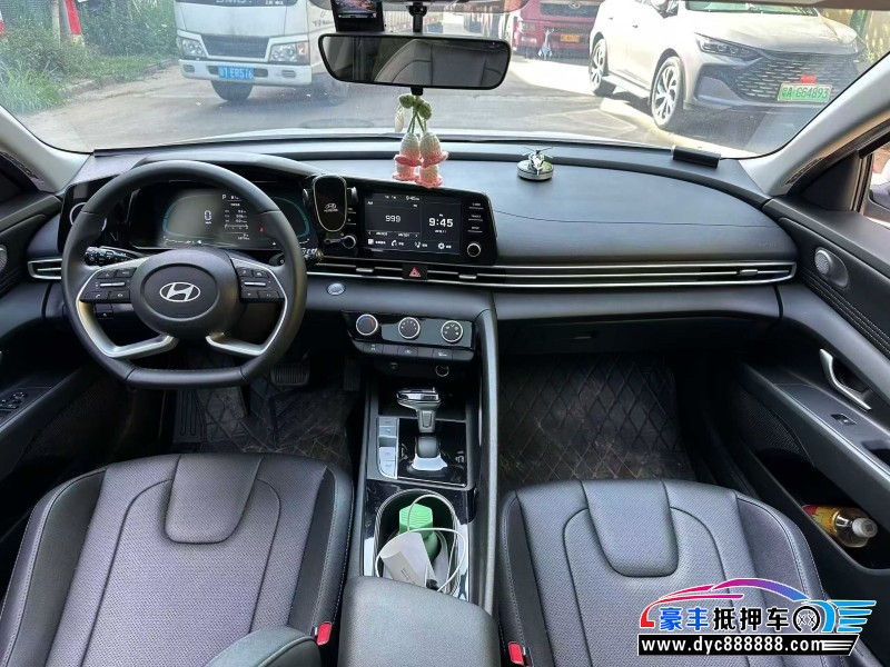 24年现代伊兰特轿车抵押车出售