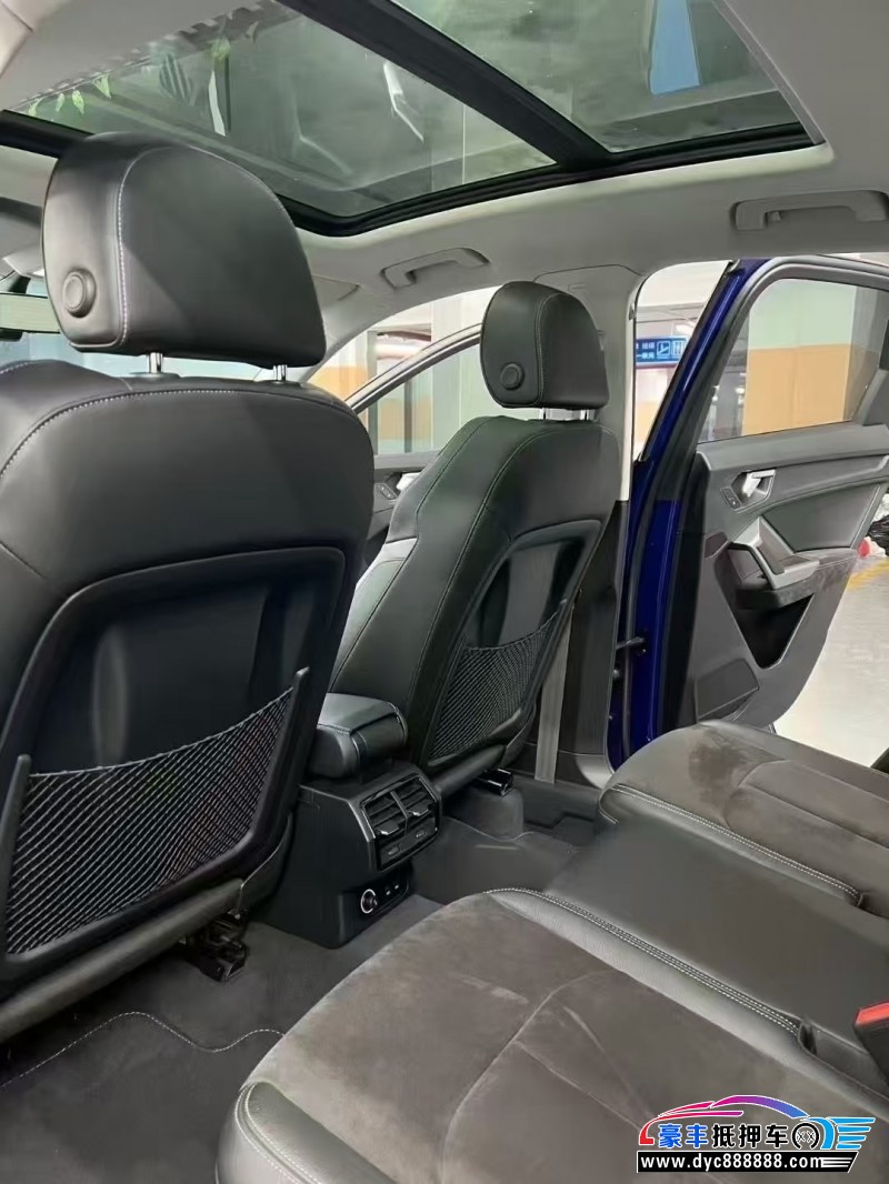 20年奥迪Q3轿车抵押车出售