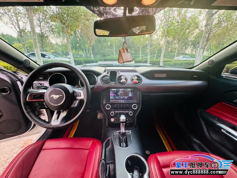 18年福特野马轿车抵押车出售