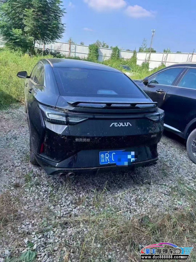 23年东风风神奕炫轿车抵押车出售