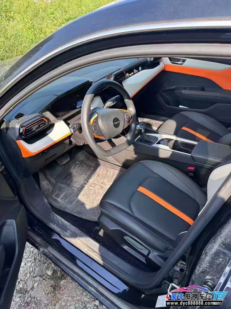 23年东风风神奕炫轿车抵押车出售