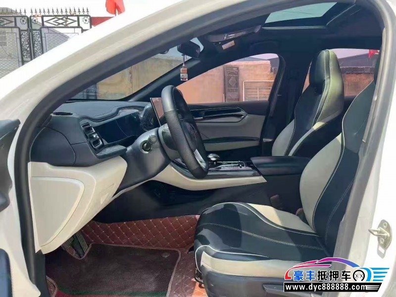 22年比亚迪秦轿车抵押车出售