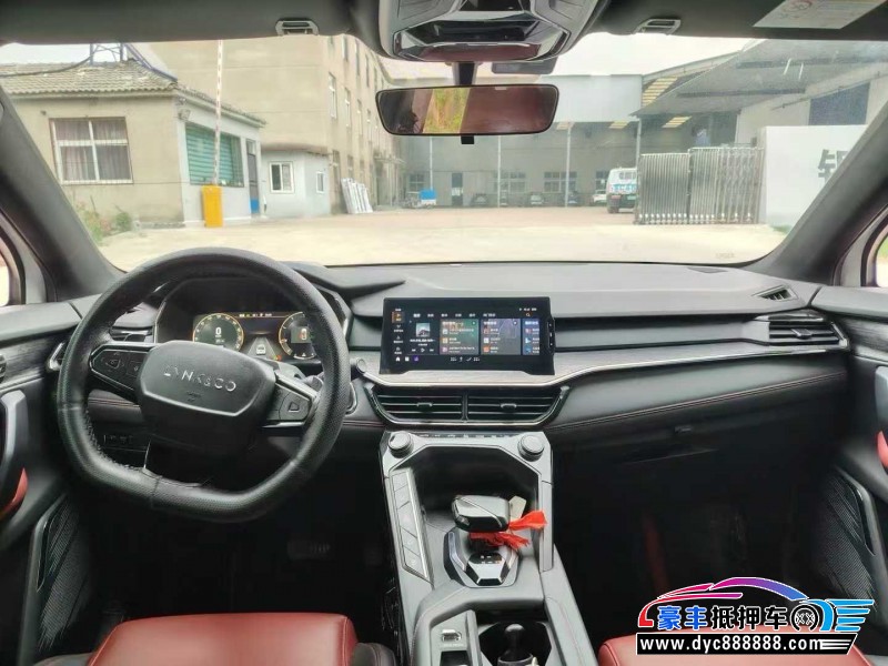 21年领克06轿车抵押车出售