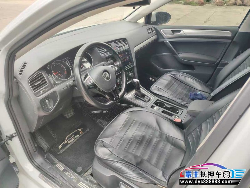 19年大众高尔夫轿车抵押车出售