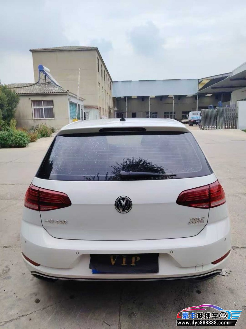 19年大众高尔夫轿车抵押车出售