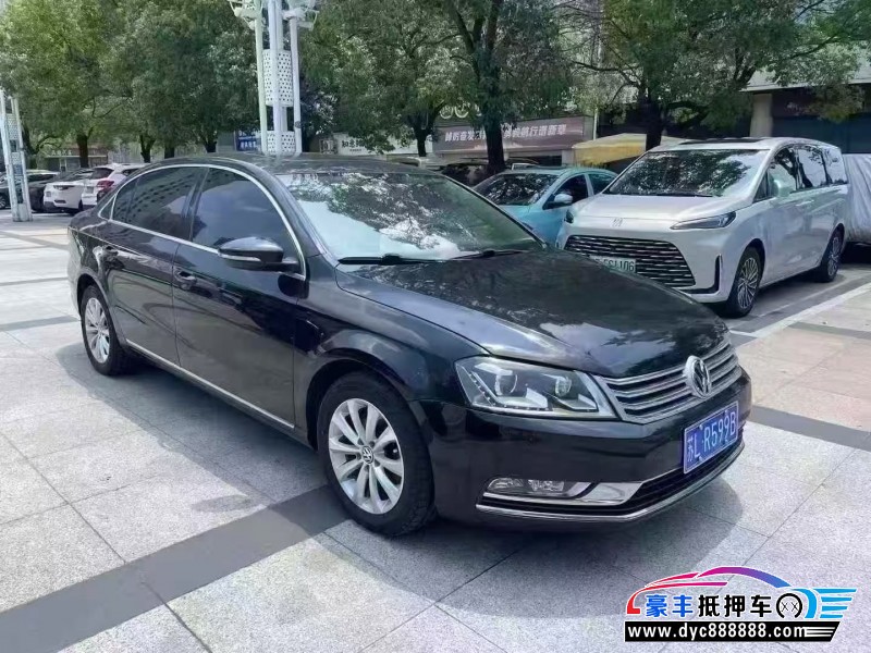 16年大众迈腾轿车抵押车出售