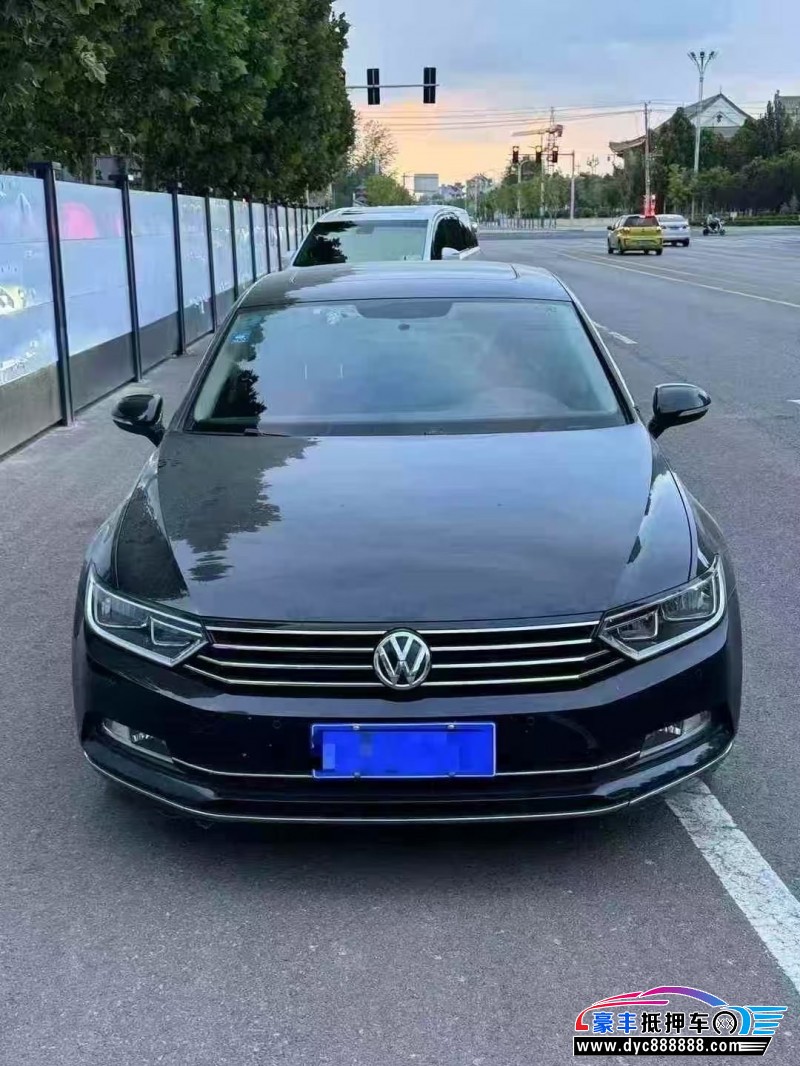 18年大众迈腾轿车抵押车出售