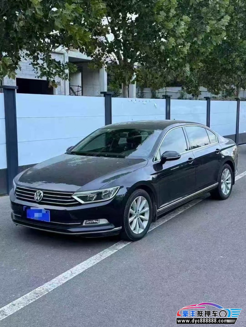 18年大众迈腾轿车抵押车出售