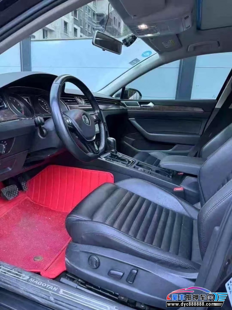 18年大众迈腾轿车抵押车出售