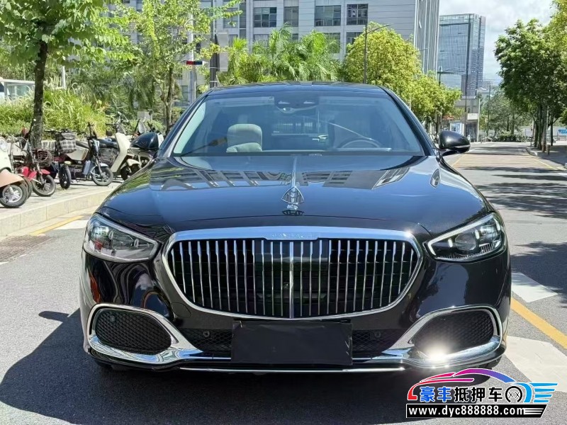 21年奔驰迈巴赫S级轿车抵押车出售