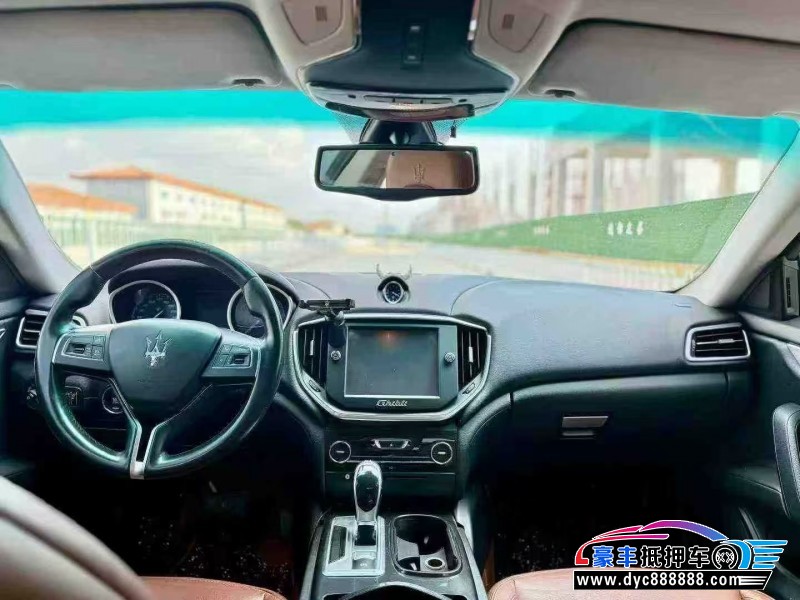 15年玛莎拉蒂Ghibli轿车抵押车出售