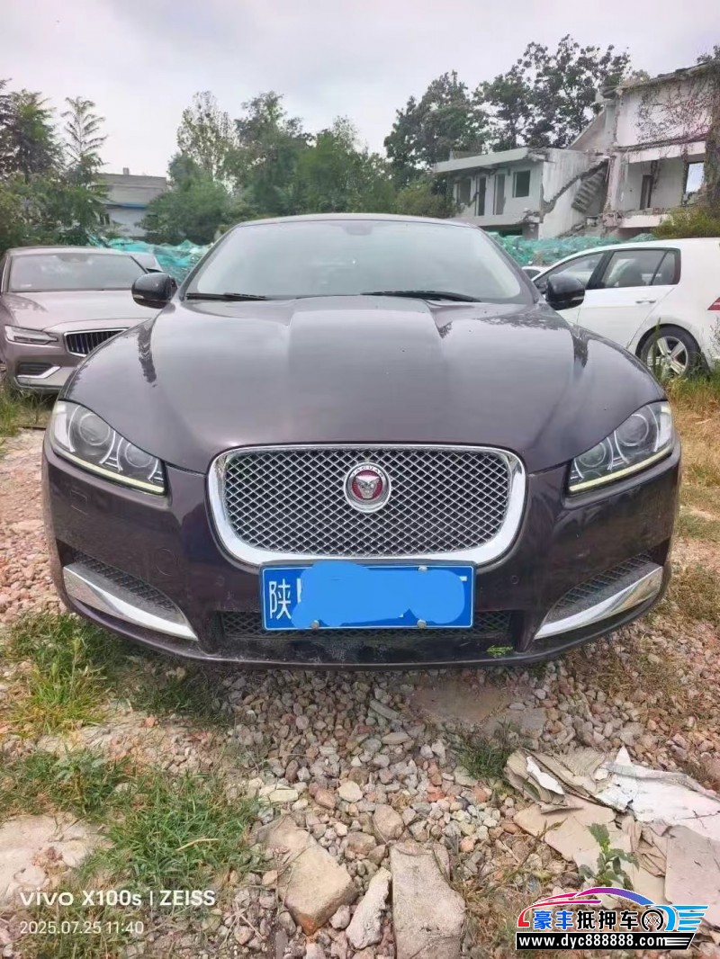 15年捷豹XF轿车抵押车出售