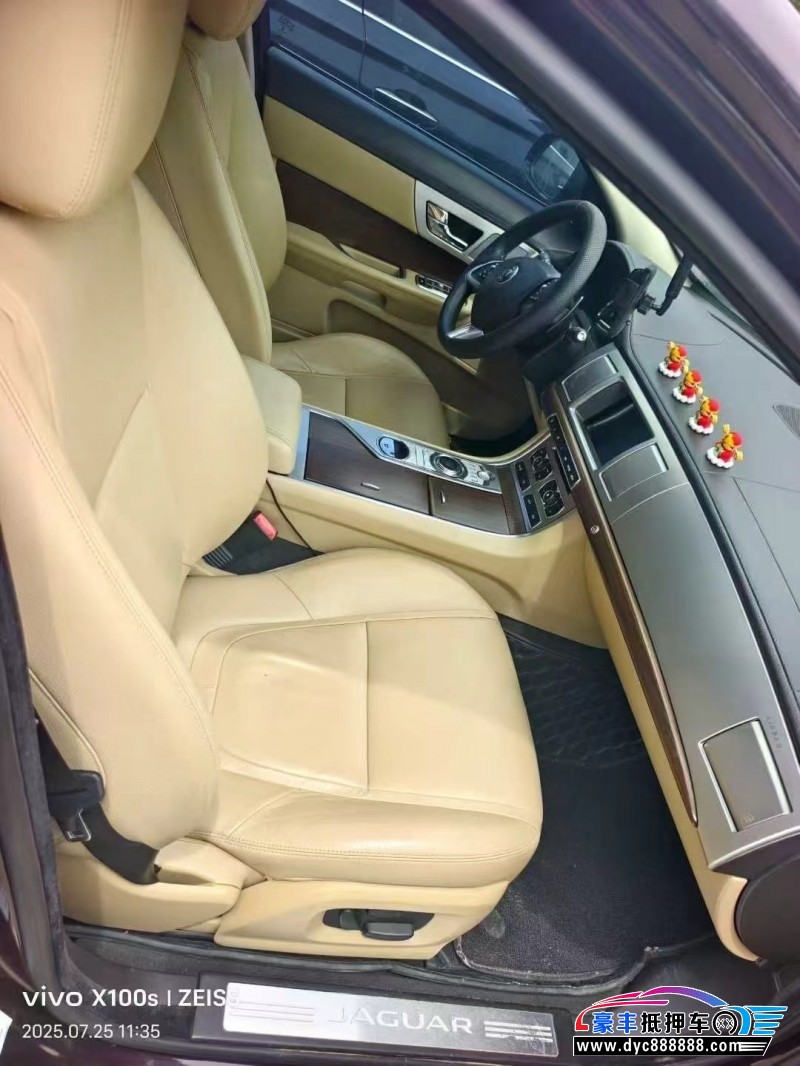 15年捷豹XF轿车抵押车出售