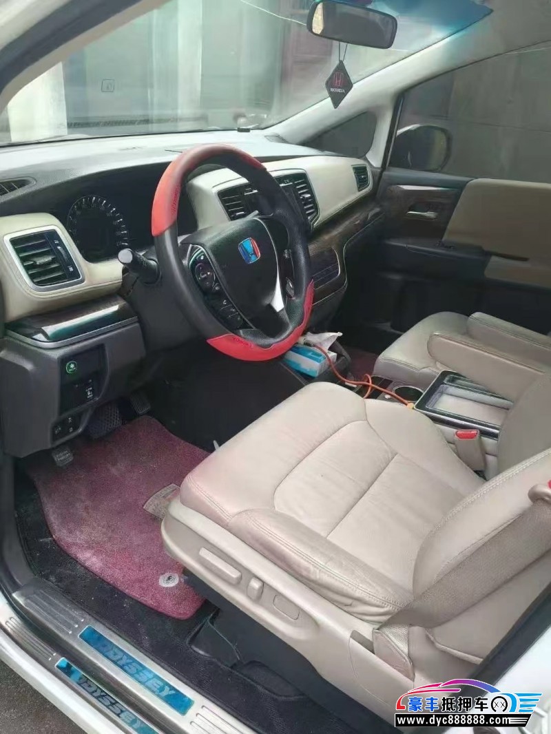 18年本田奥德赛轿车抵押车出售