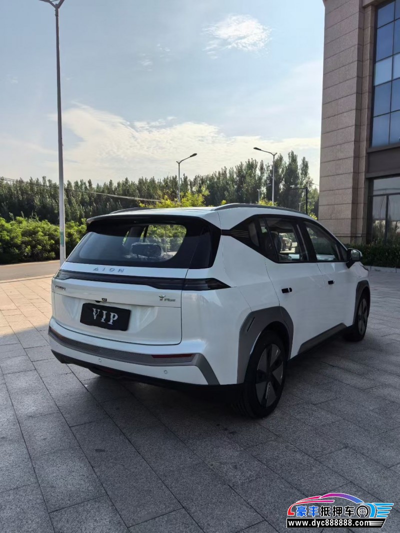 24年埃安Y70轿车抵押车出售