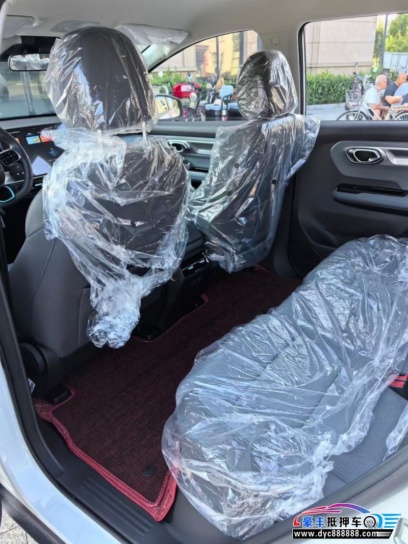 24年埃安Y70轿车抵押车出售