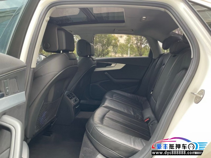 22年奥迪A4L轿车抵押车出售