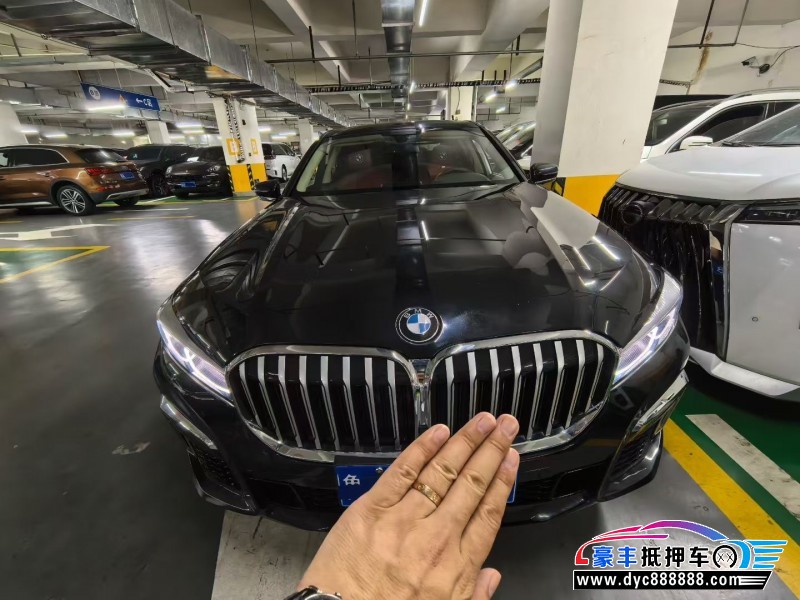 17年宝马7系轿车抵押车出售