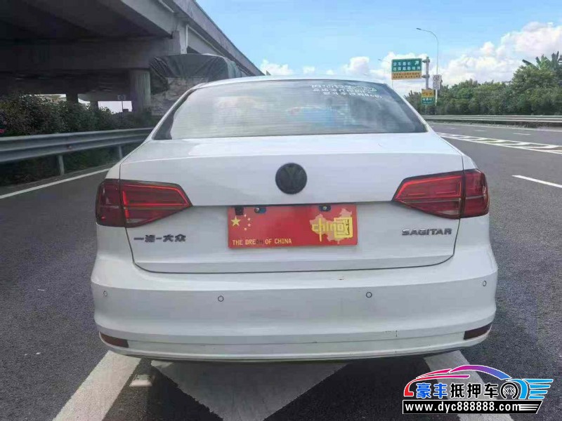 15年大众速腾轿车抵押车出售